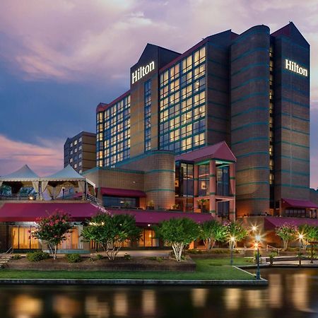 Hilton Charlotte University Place Hotel Bagian luar foto